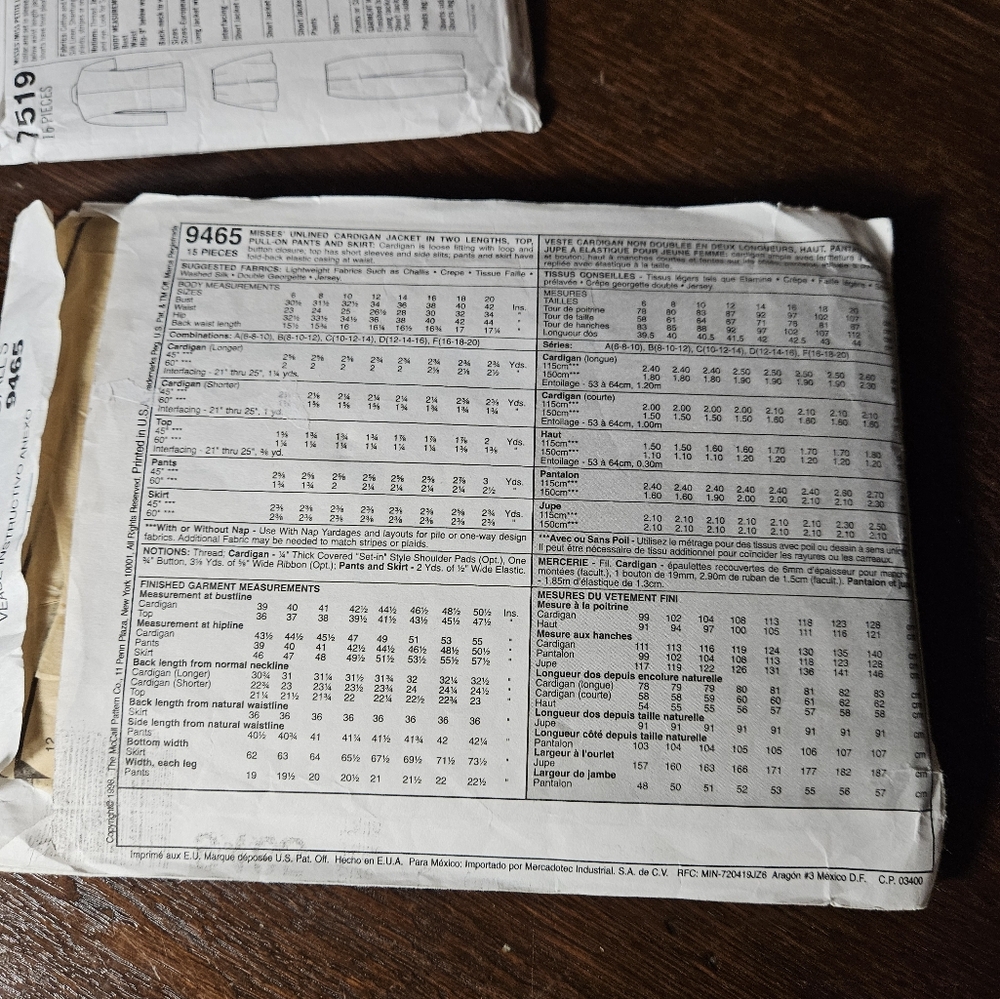 Simplicity and McCall's Vintage Sewing Patterns Collection. - Picture 8 of 12